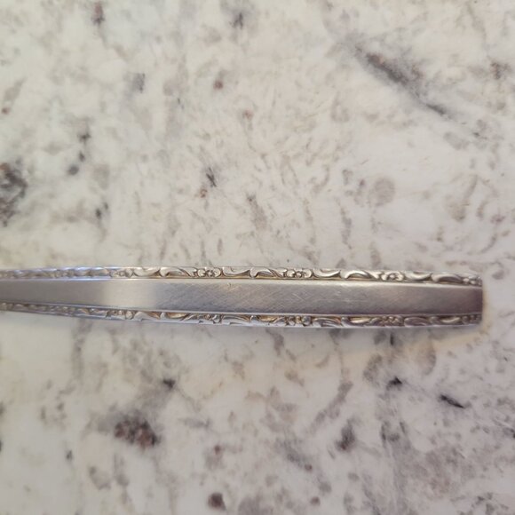 Oneida Community Stainless Steel Floral Pattern Serving Ladle 8" Long - Picture 2 of 5